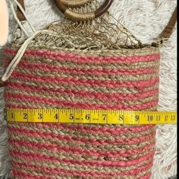NANETTE LEPORE Clementine Handmade Striped Woven Jute Wood-Handle Bucket Bag - Picture 9 of 14